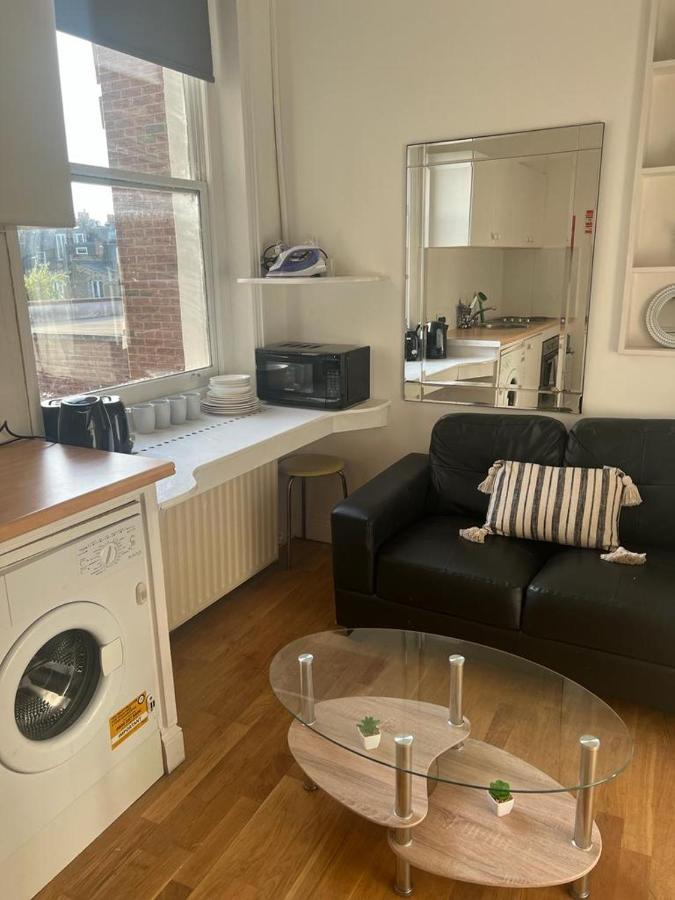 Lovely First Floor Flat-2 London Luaran gambar